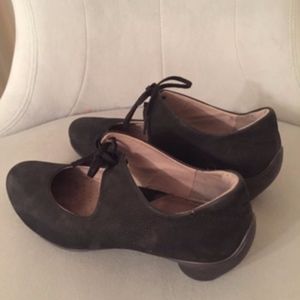 Ecco gray walking shoes size 10